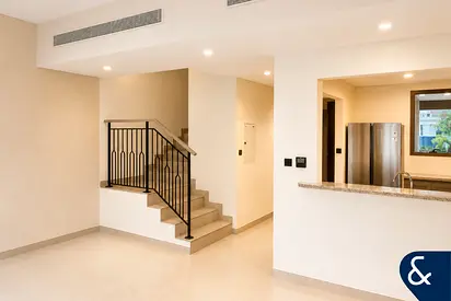 Four Bedrooms | 12 Cheques | Near Lagoon