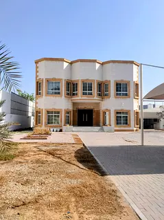 🏡✨ SPACIOUS 6-BEDROOM FULLY FURNISHED VILLA ✨🏡  🌟 16,000 Sqft | Fully Furnished | 5-Car