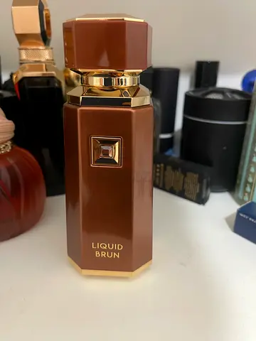 Liquid brun perfume French avenue