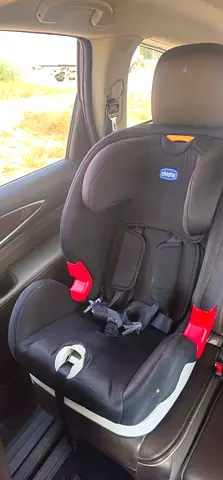 Chiko baby car seat very strong and safely