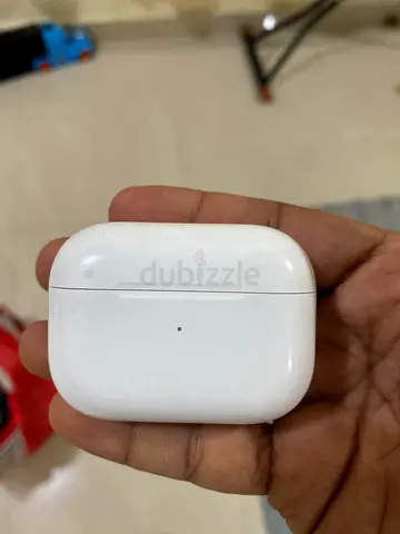 Used AirPods Pro (generation 1) with wireless charging case.