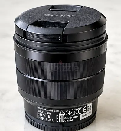 Sony E 10-18mm f/4 OSS Lens (SEL1018) - ultrawide zoom lens