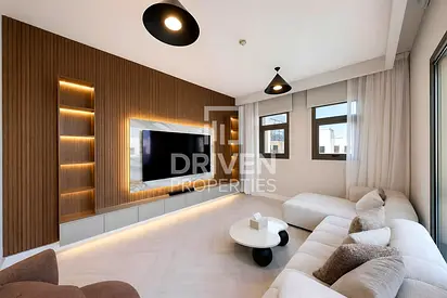 Upgraded | Large Terrace | Fully Furnished