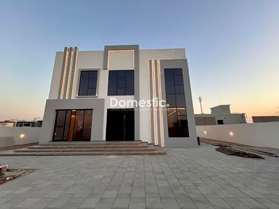 BRAND NEW I MODERN DESIGN I SPACIOUS LAYOUT