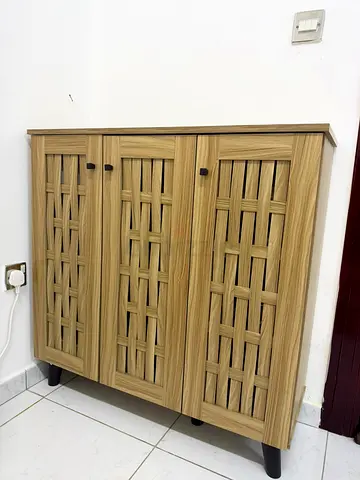Shoe Cabinet + Wardrobe Set — Like New, Pick up only in Abu Dhabi near Tryp hotel