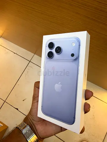 Iphone 18 pro max 256GB physical sim glacier