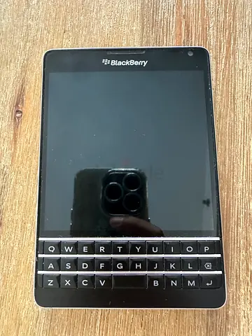 BlackBerry Passport Classic with Physical Keyboard - Good Condition