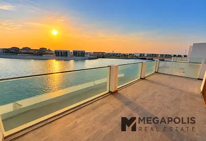 Luxury 6BR Waterfront Villa| Spacious | Negotiable