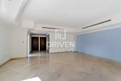 Well Maintained | Maids Room | Park View