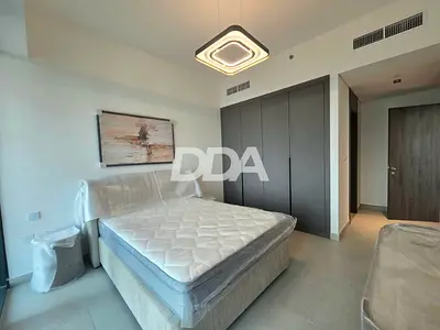 SPACIOUS 1BR | PRIVATE BALCONY | SOCIETY HOUSE