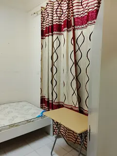 FURNISHED PARTITION ROOM