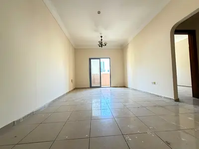 HOY OFFER FULLY SAPICIOUS 1BHK WITH BALCONY NEAT AND CLEAN BUILDING ONLY FOR FAMILY JUST 26K IN AL