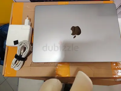 macbook m1/ 1 Tb storage