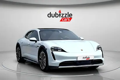 AED 3647/month | 2022 Porsche Taycan 4S Cross Turismo | GCC Specs | Ref#531286