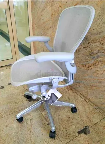 Herman miller remastered fully loaded white office chair with adjustable arms and recline