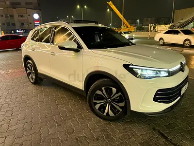 تيجوان موديل 2025 خليجي. محرك 1.4 T عداد 19 الف كيلو.