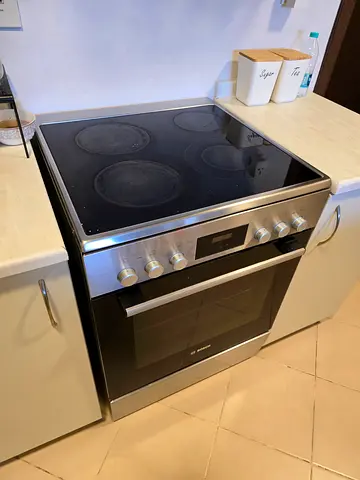 Bosch Electric Cooking Range for Urgent Sale!