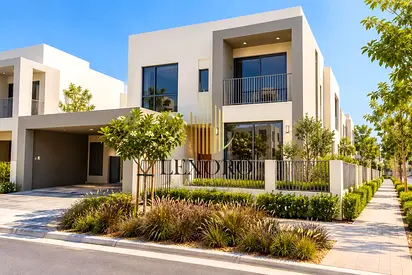 Corner E1 | Private Pool | Available November