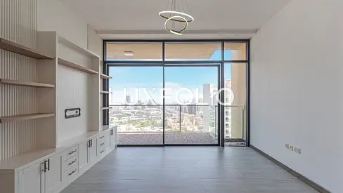 Fully Upgraded | High Floor | Vacant Now