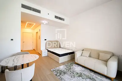 Premium Finishes | Park View | Ready to Move-in