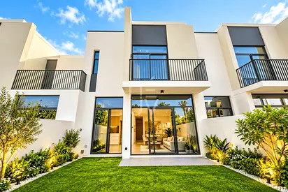 Spacious 3BR | Unfurnished | Direct Pool View