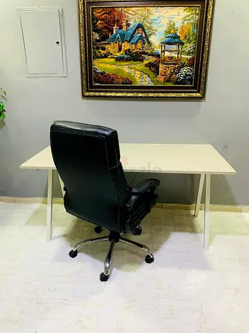 Simple white office desk — good condition, sturdy