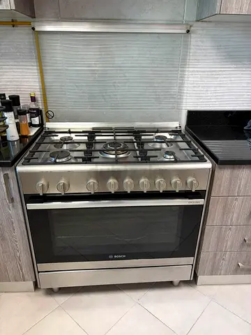 Bosch Stainless Steel 5-Burner Gas Cooker with Oven - Good Condition