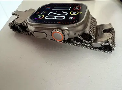 Apple Watch Ultra (1st Gen) 49mm Titanium GPS + Cellular - Good Condition