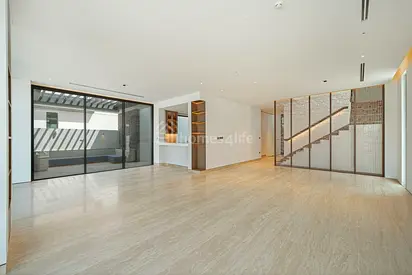 SINGLE ROW | VASTU | READY SOON