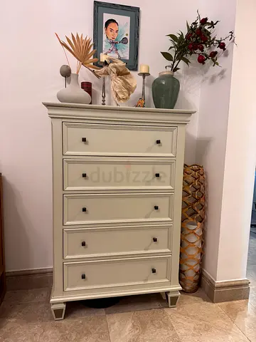 Tall 5-Drawer Chest Dresser in Cream - Good Condition