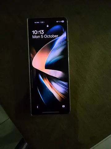 Samsung Galaxy Z Fold 4 in excellent working condition - Foldable phone