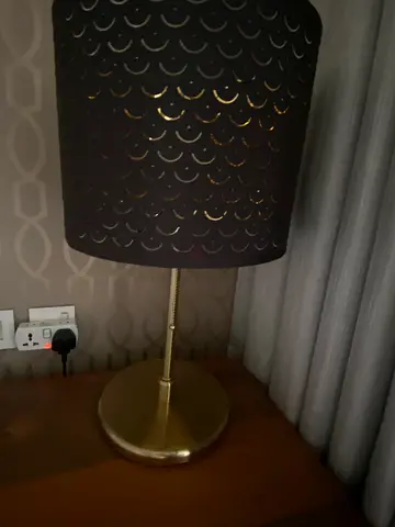 Elegance bedside lamp