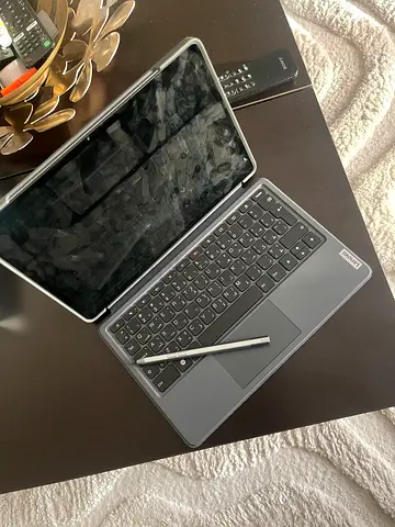 Lenovo 2-in-1 Tablet with Keyboard and Stylus - Good Condition