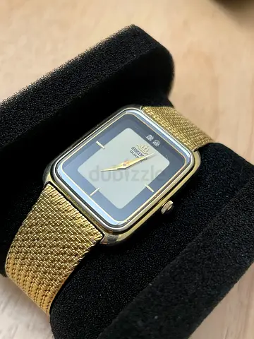 Vintage Seiko Gold-Tone Rectangular Dress Watch with Mesh Bracelet