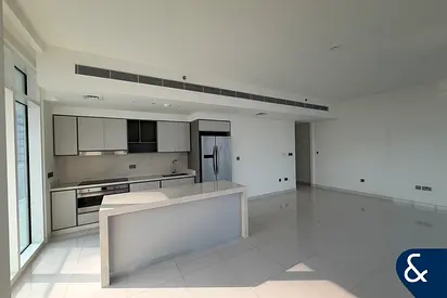 3 Bedrooms | Available now | Marina Views