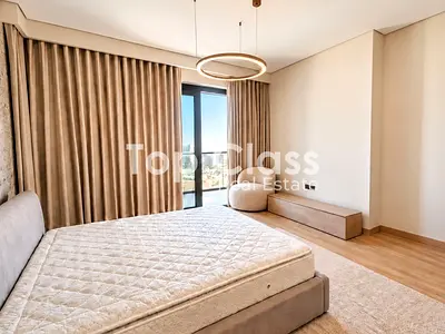 Marina Skyline View| Brand New | High Floor