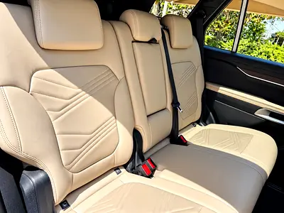 صورة 9 لـ 2024 FORD EVEREST