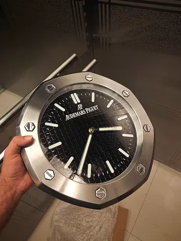 Wall clock AP