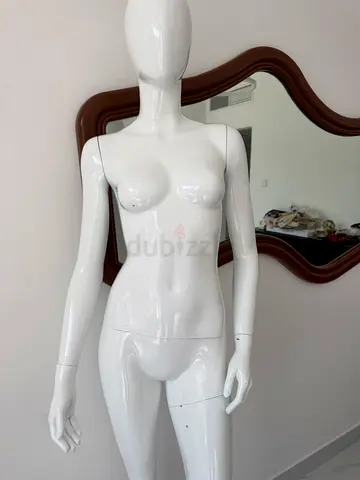 White Female Manequin