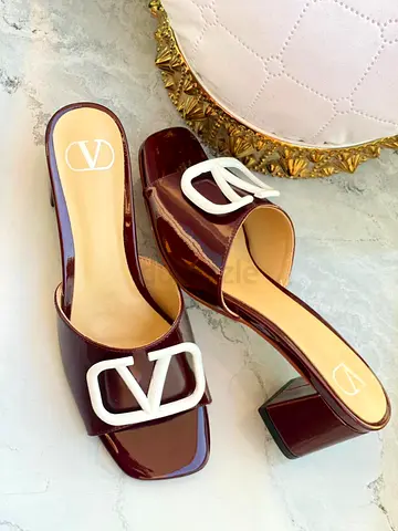 Burgundy Patent Leather Block-Heel Slides with Designer Logo - Size Unknown