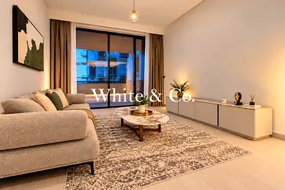 Fully Furnished | Vacant | OpenPlan Living