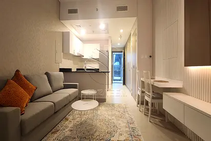 √ Furnished | Facing the Garden | 2 Payments √