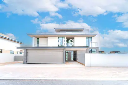 Genuine Resale | Internal Location | Vastu