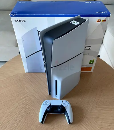 Sony PS5 Slim 1Tb Disc Edition With 1 Controller and Box