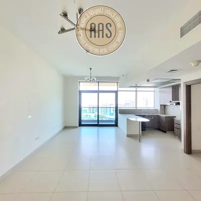 Chiller Free || Spacious 1-Bedroom Apartment || At Prime Location