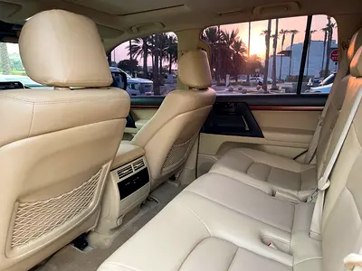 2016 Toyota LAND CRUISER — миниатюра 16