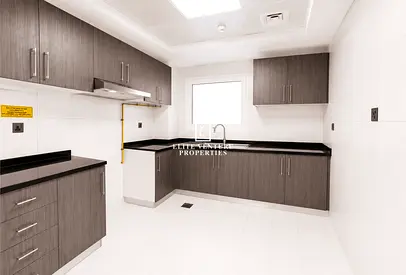 SPACIOUS | QUALITY 2BHK & CHEAP UNIT | HIGH FLOOR