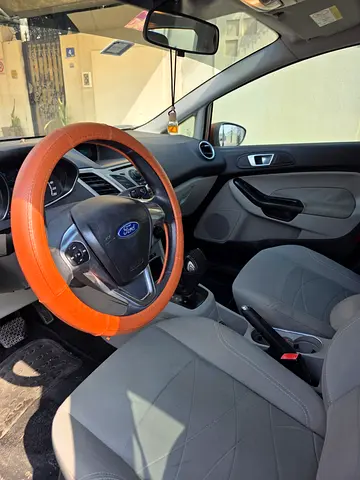 2015 FORD FIESTA — фото 10
