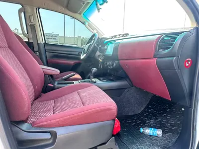 2022 Toyota HILUX 缩略图 8