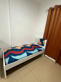 Brand New Ladies Bed Space SEWA and Wi-Fi Free